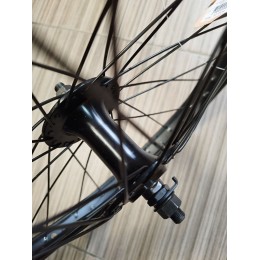 Колесо 20" BMX переднее TRIX профиль алюминиевый, одинарный, 48H, фрезерованный, индикатор износа, A/V, анодированный, черный, гайки