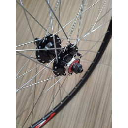 Колесо 26" заднее, алюм. двойн. обод, алюм. втулка Shunfeng с пром. подшип., под диск тормоз., 36 спиц, диск, под трещотку, эксц (лого. VELO), черное