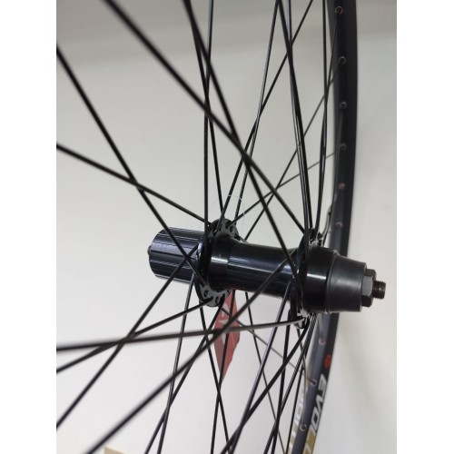 Колесо 28-29" заднее V EVOLUTION кассета 8-10 ск. пром.подш. эксцентрик / обод двойной алюм. черн. CNC SSE A/V 21х22 / втулка алюм. черн.