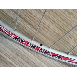 Колесо 28" переднее двойной алюминиевый обод, цвет SILVER, втулка хром