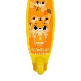 Самокат трехколесный облегчённый от 2-х лет Yeenot GT105-5, светящиеся колёса, жёлтый с Тигрёнком