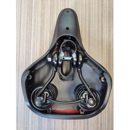 Седло комфортное KRYPTON KRPT-247RB, размер: 275x200 мм, черно-красное