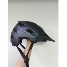 Шлем велосипедиста 17 отверстий, цвет черный матовый