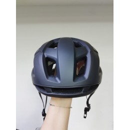 Шлем велосипедиста BATFOX LA008 F3, цвет черный/темно-серый